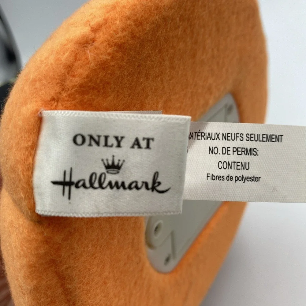 Hallmark Halloween Skeleton Plush Animated Sings Hokey Pokey Works See Video‎